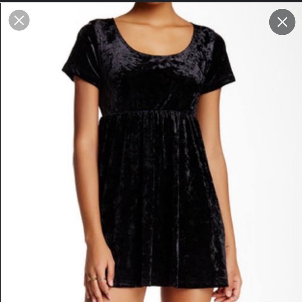 American Apparel Black Crushed Velvet BabyDoll Dress